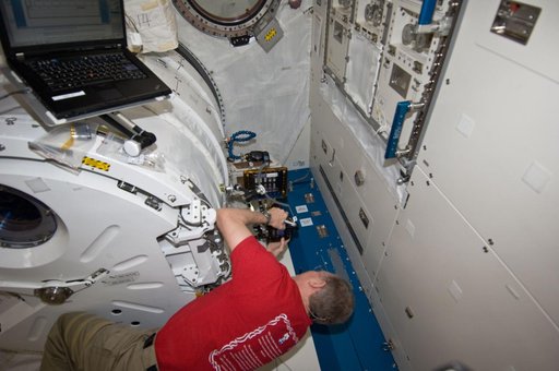 iss028e036580