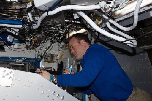 iss028e047464