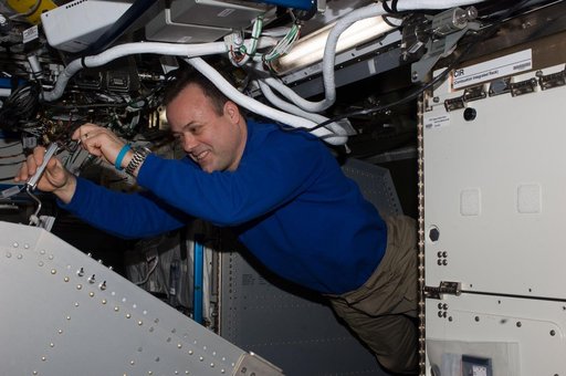 iss028e047468