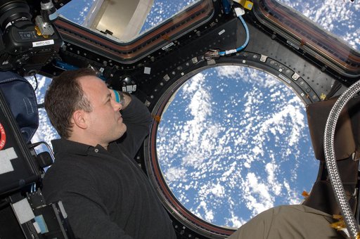 iss028e048088