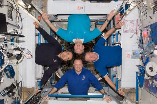 iss028e048400