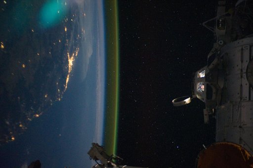 iss028e050186