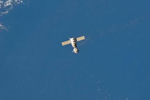 Soyuz TMA-21 spacecraft departs ISS