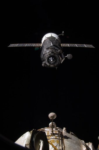 Progress 45 approach for docking with ISS