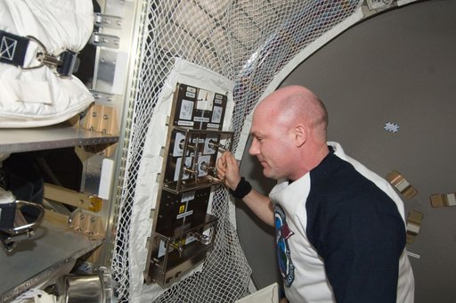 Kuipers configures the GCP in the ATV-3