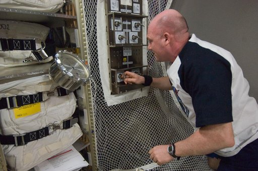 Kuipers configures the GCP in the ATV-3