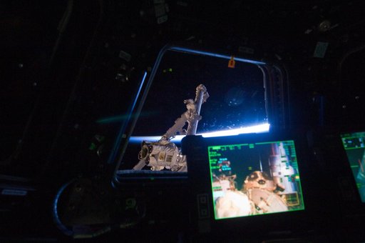 SSRMS Offset Grapple Session in the Cupola Module