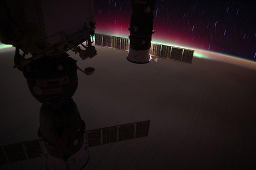 Earth and Airglow Observations taken by the Expedition 31 Crew