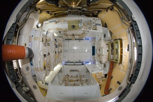 Fisheye View of Dragon interior following Hatch Opening