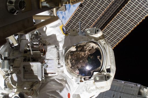 iss032e025163