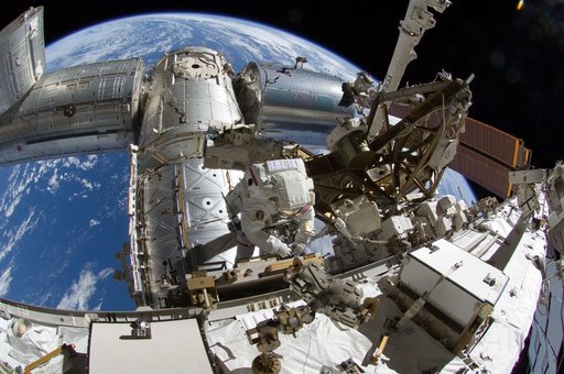 iss032e025249