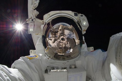 iss032e025258