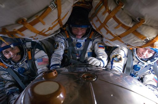 iss032e025666
