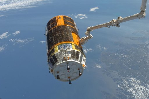iss032e026880