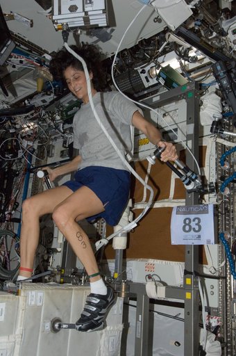 iss032e027051
