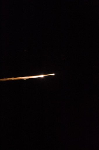 Soyuz TMA-05M beginning to re-enter the Earth's atmosphere