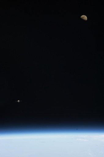 Arrival of Soyuz Spacecraft (TMA-07M)