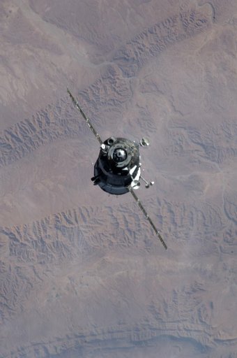 Soyuz TMA-07M arrival
