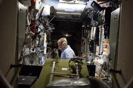 iss034e045753