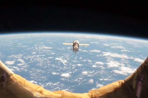 iss034e046383