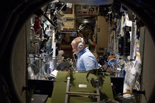 iss034e046416