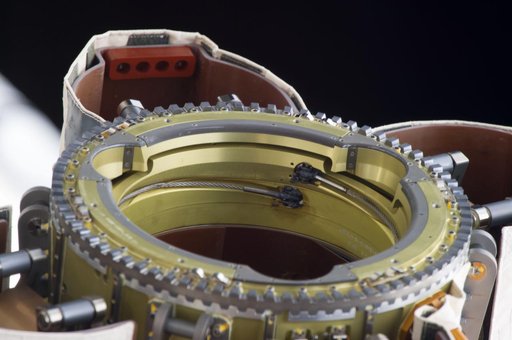 iss034e049649