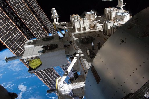 iss034e052705