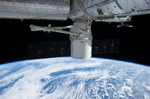 iss034e060512