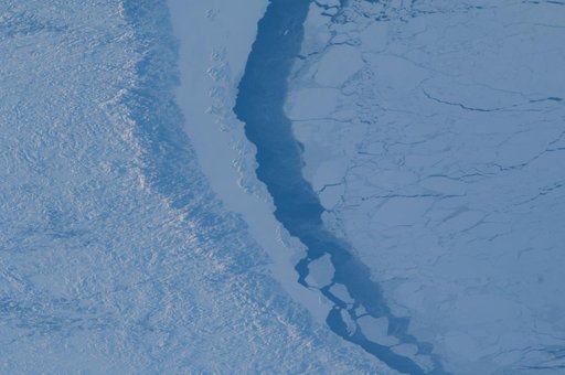 Earth Observations taken by the Expedition 35 Crew