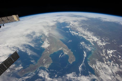Earth Observations taken by the Expedition 35 Crew