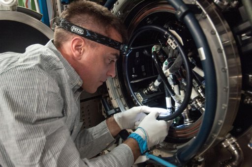 Cassidy conducts MDCA Fuel Reservoir Remove and Replace OPS