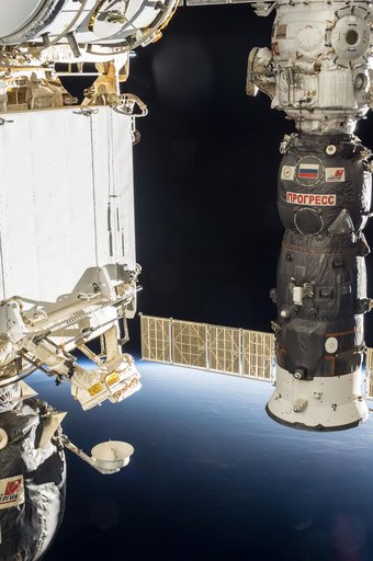 Romanenko during EVA 32