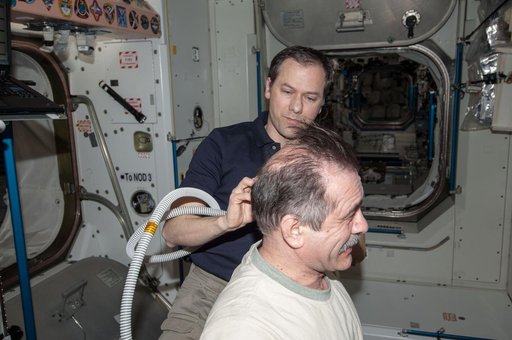 Marshburn gives Vinogradov a haircut in Node 1
