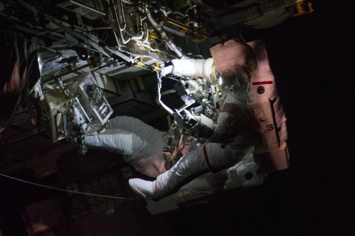 EVA 21.