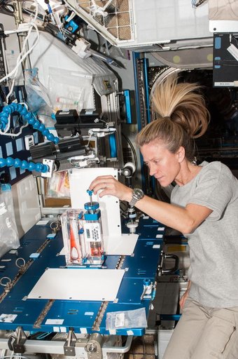 Capillary Flow Experiment in Node 2