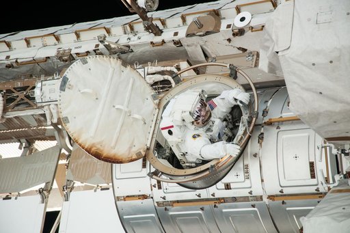 EVA 22