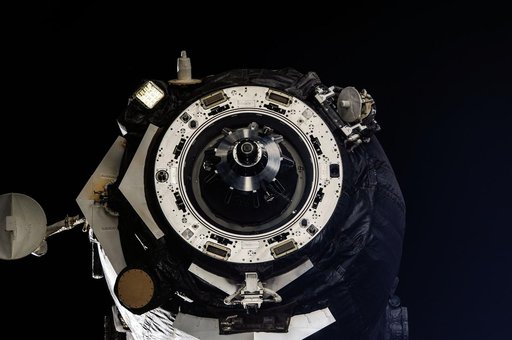82 Progress (50P) Undocking