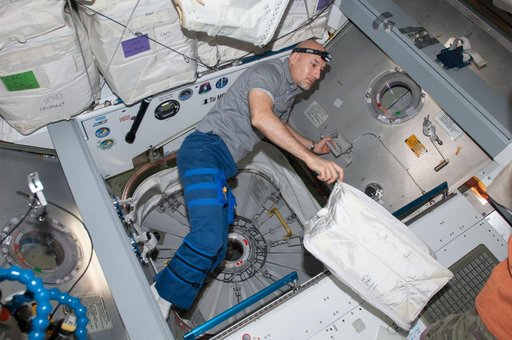 HTV4 Hatch opening