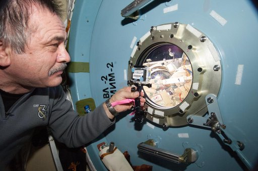 Russian EVA 35
