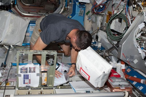 Hopkins in U.S. Laboratory