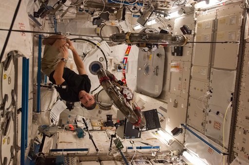 Hopkins with SPHERES RINGS
