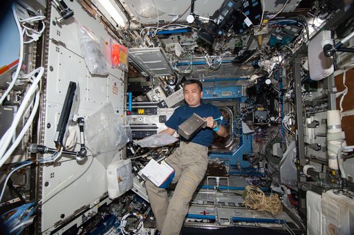 Wakata in U.S. Laboratory