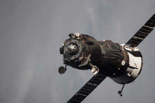 Soyuz Spacecraft TMA-09M departs the ISS