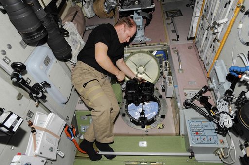 Kotov during Albedo Experiment in the SM