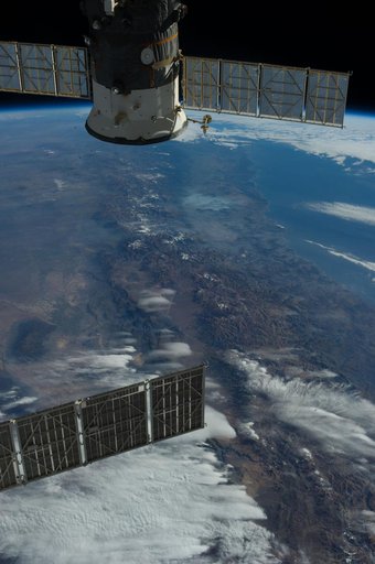 rth Observations taken by Expedition 38 crewmember.