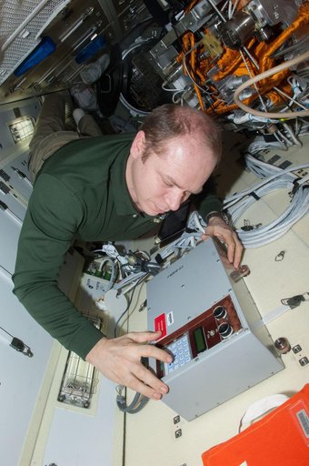 Particle Cooler/Generator Module in the MRM1