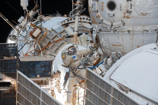 iss038e036803