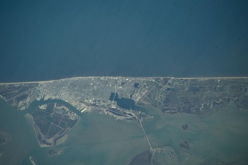 Earth Observations taken by the Expedition 39 Crew
