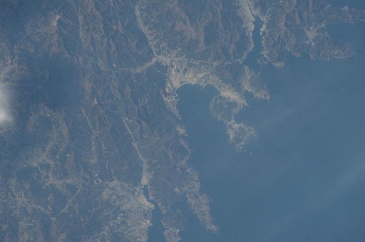 Earth Observations taken by the Expedition 39 Crew