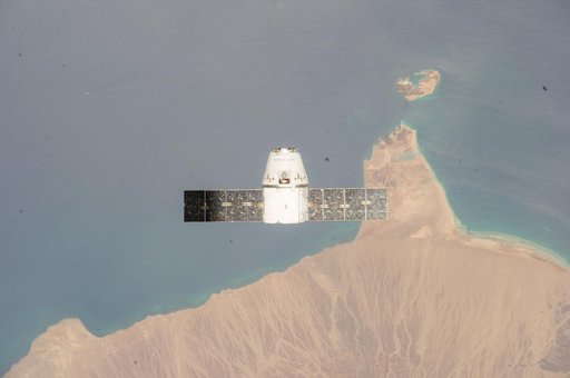 Dragon Spacecraft on Approach to ISS